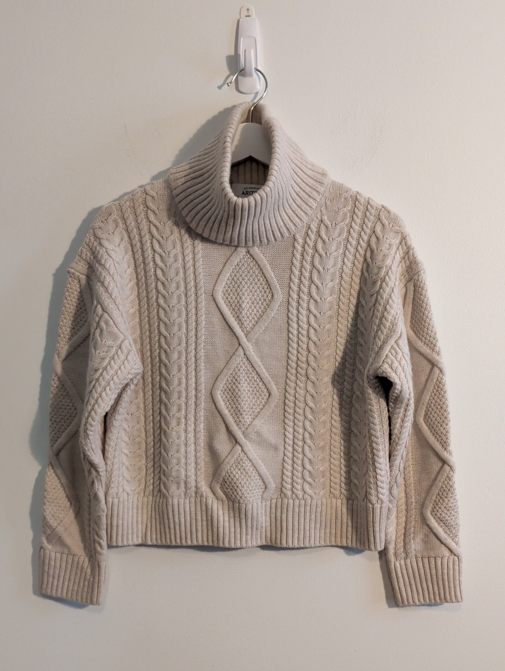 ARITZIA hi-hip turtleneck in heather light bone - size xs